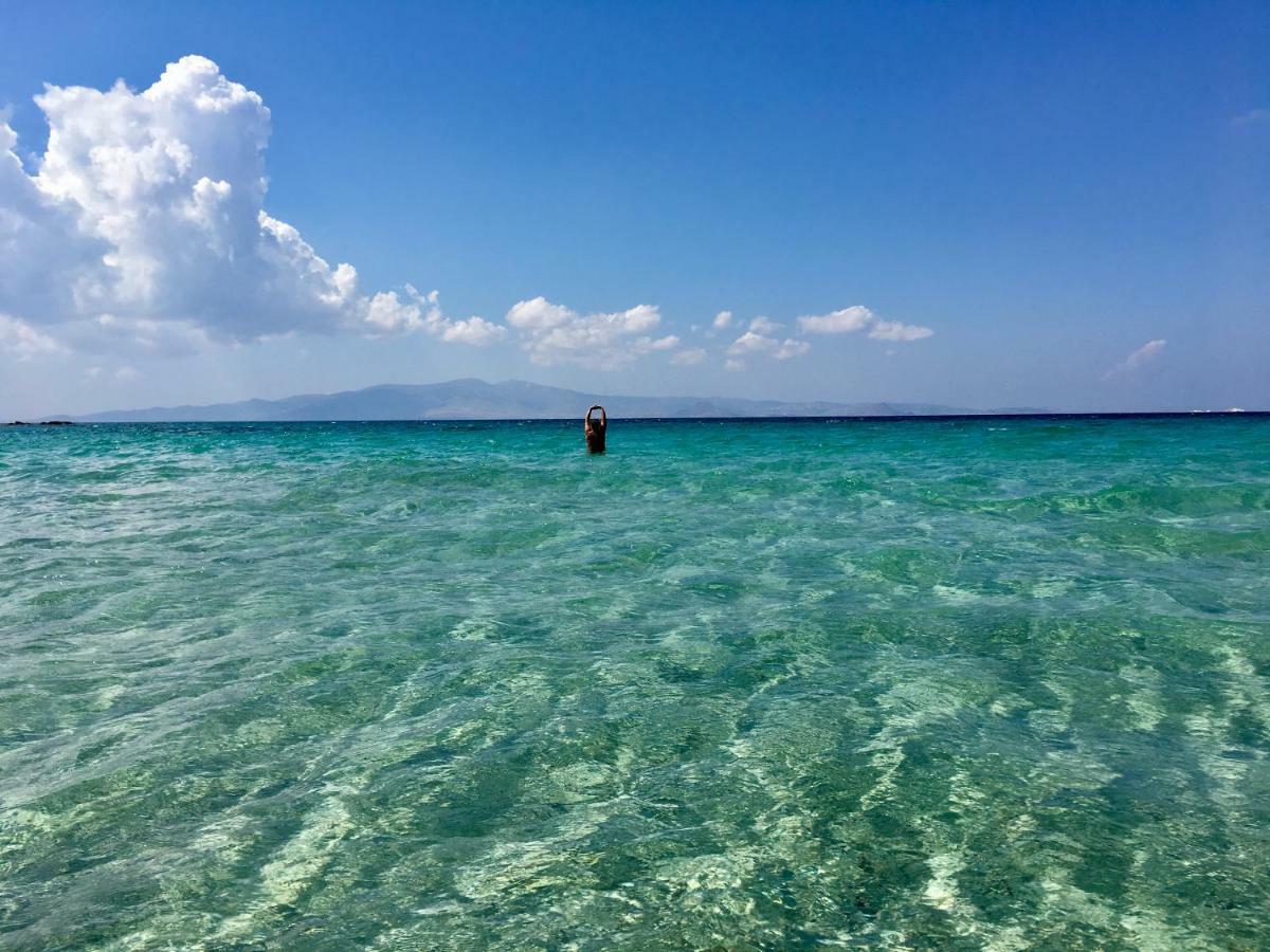 Villa Rossi Paros Luxury Apartments And Suites Drios Buitenkant foto